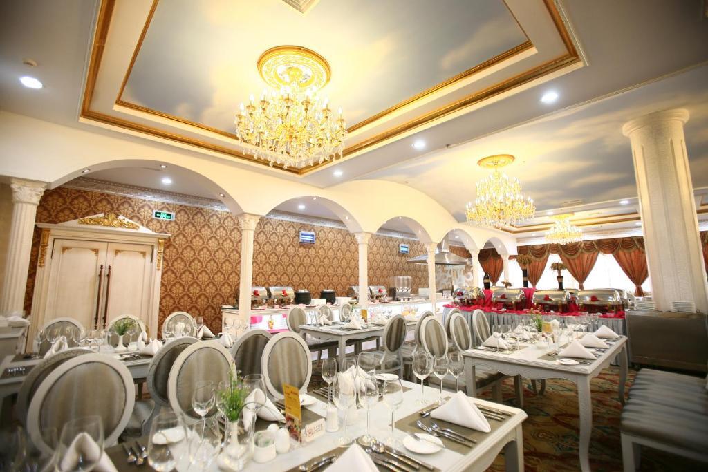 Luoyang Grand Hotel Restoran fotoğraf